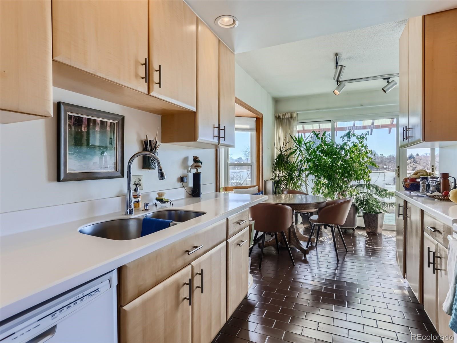 799 Dahlia Street Denver CO 80220