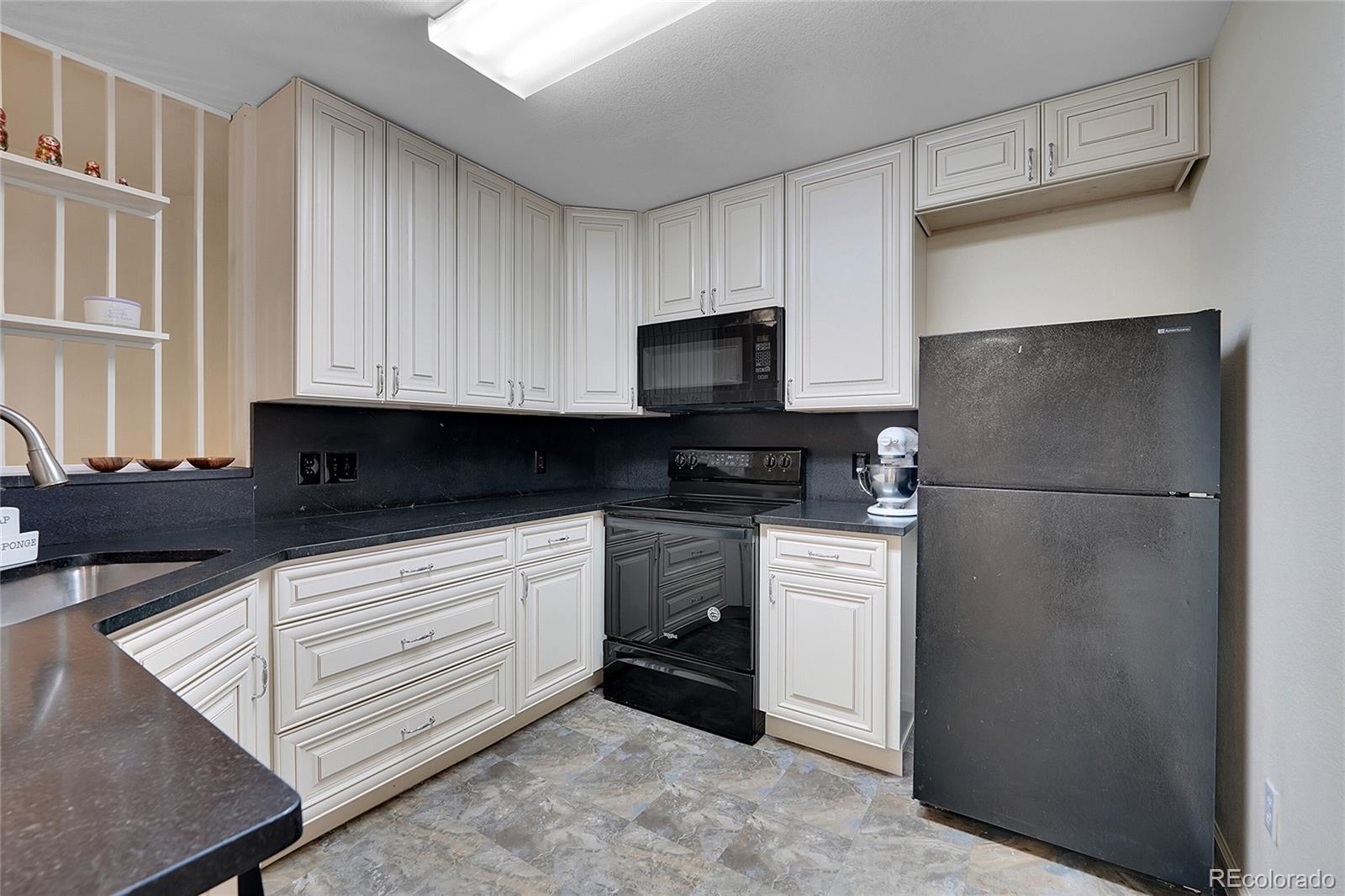 1308 S Danube Way Aurora CO 80017