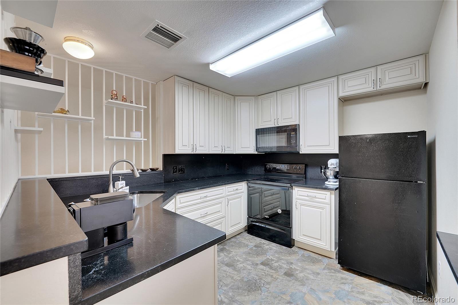 1308 S Danube Way Aurora CO 80017