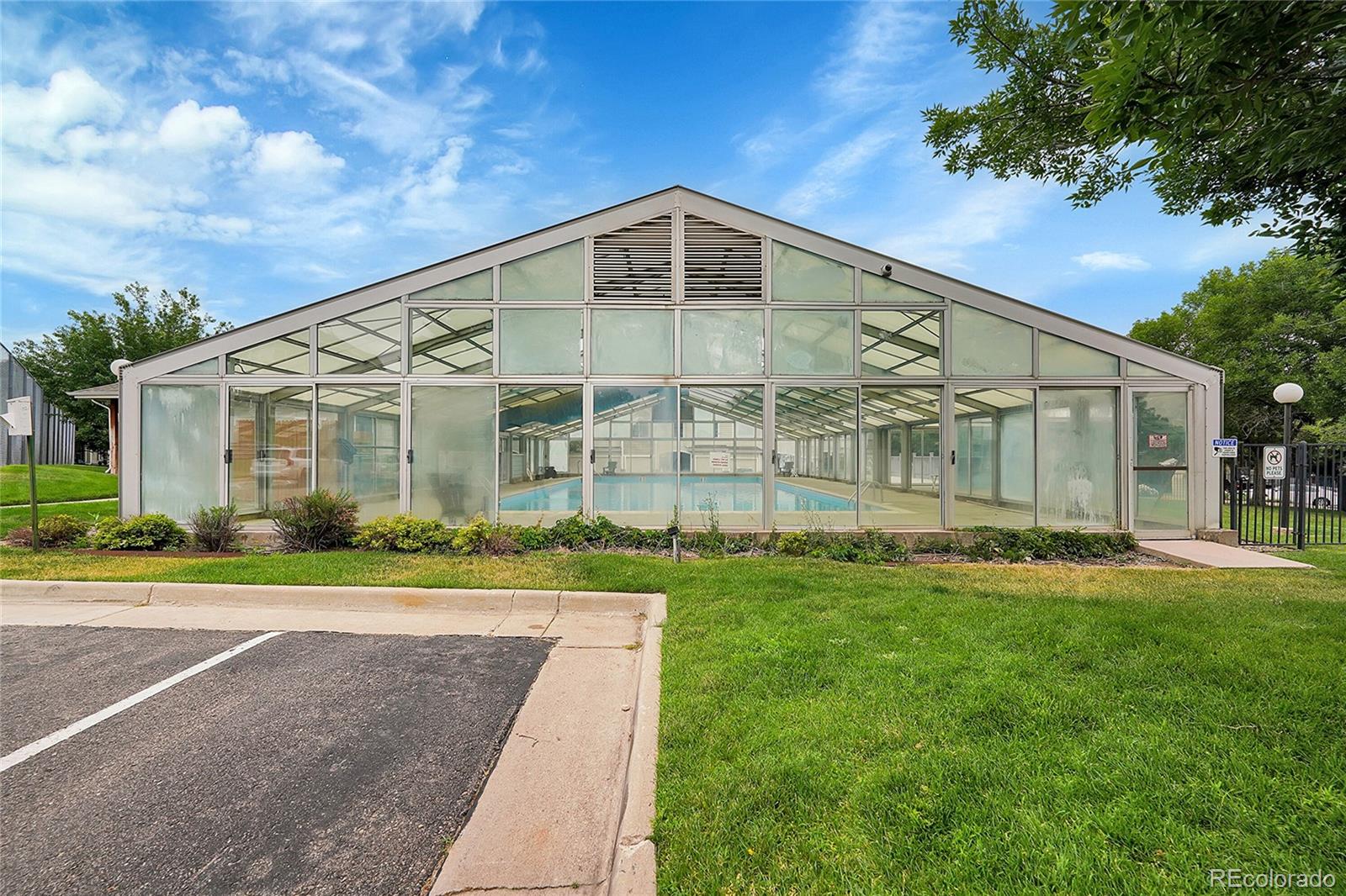 1308 S Danube Way Aurora CO 80017