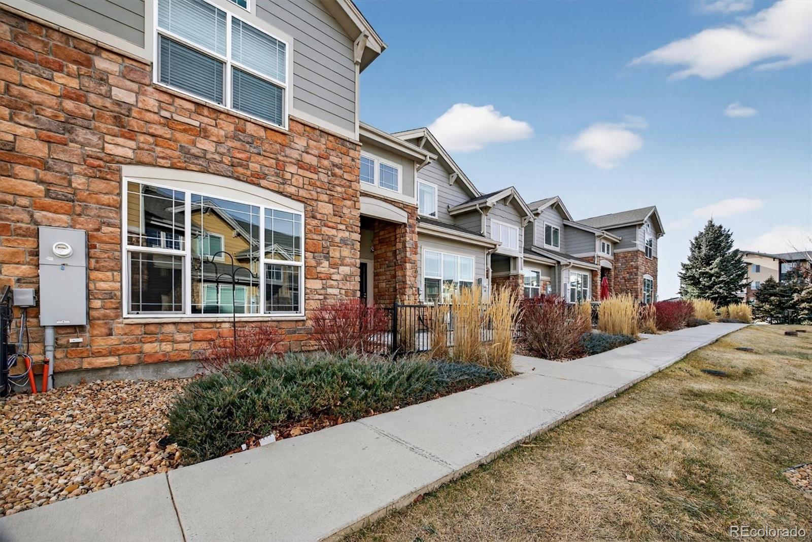 1853 S Buchanan Circle Aurora CO 80018
