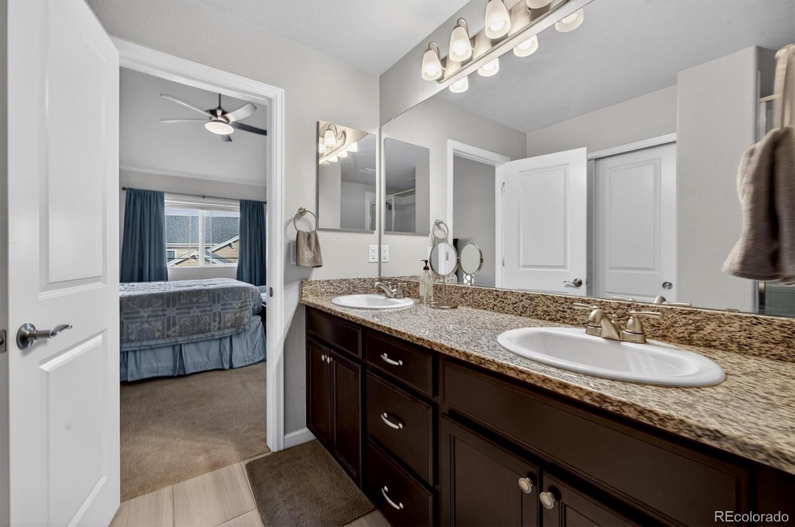 1853 S Buchanan Circle Aurora CO 80018