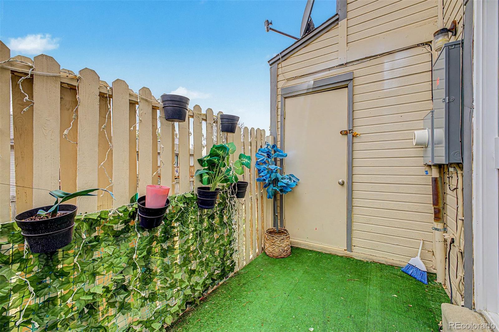 14292 E Hawaii Circle Aurora CO 80012