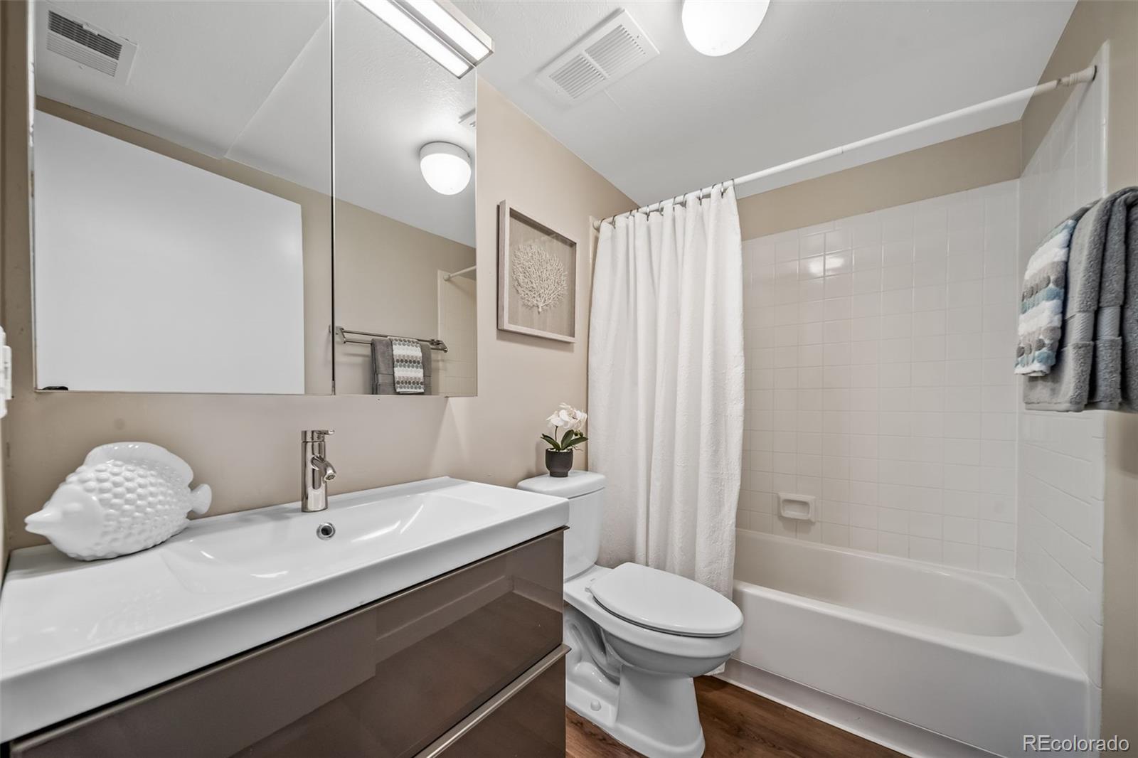 7665 E Eastman Avenue Denver CO 80231