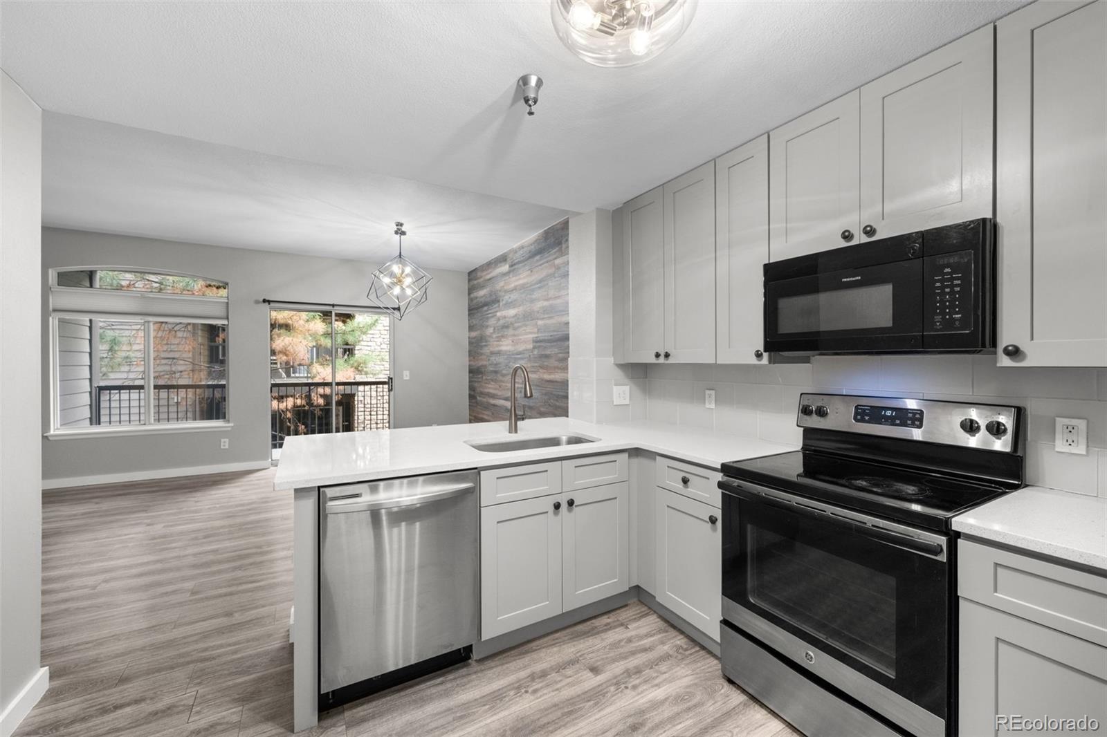 2575 S Syracuse Way Denver CO 80231
