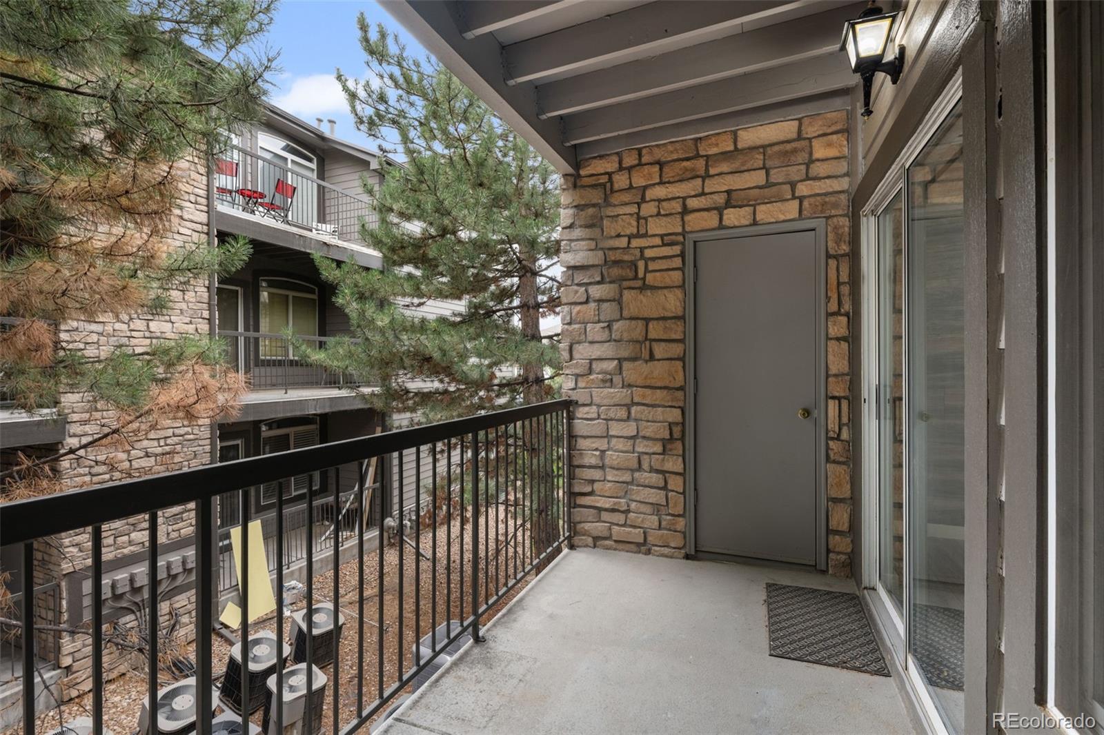 2575 S Syracuse Way Denver CO 80231