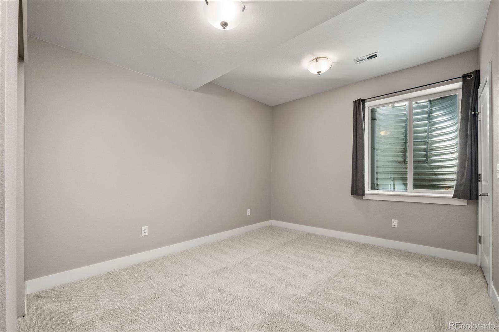 1752 W 40th Avenue Denver CO 80211
