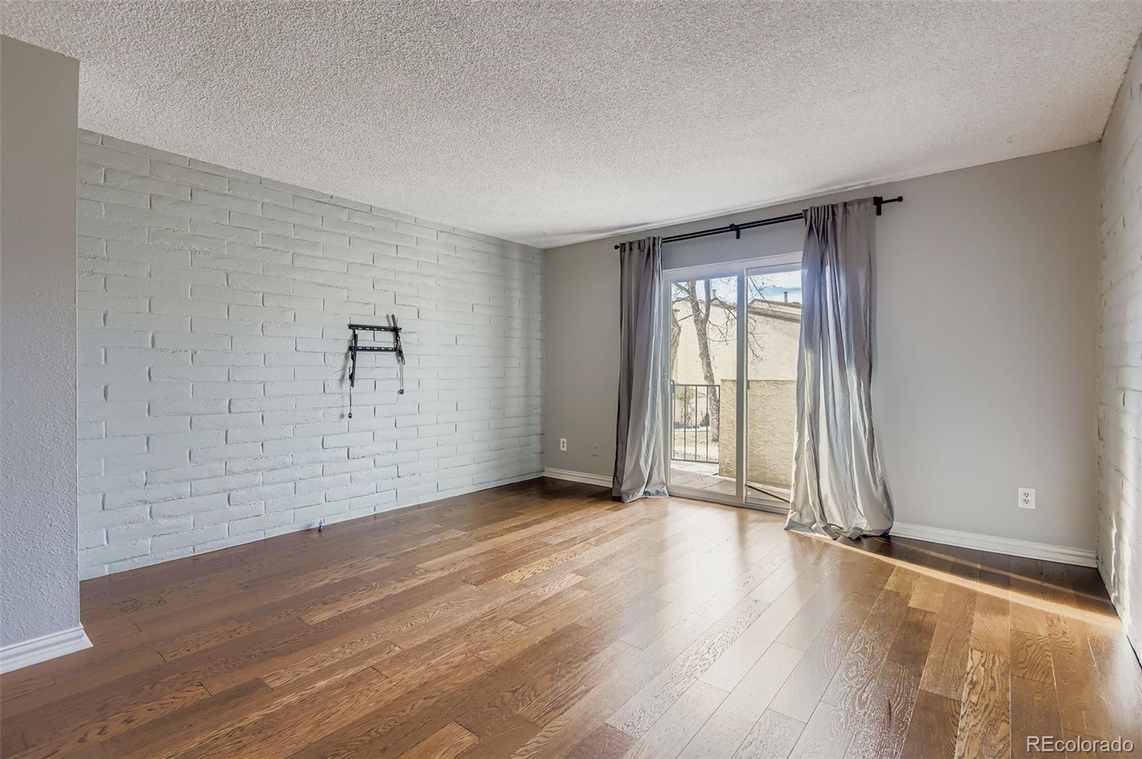 1060 S Parker Road Denver CO 80231