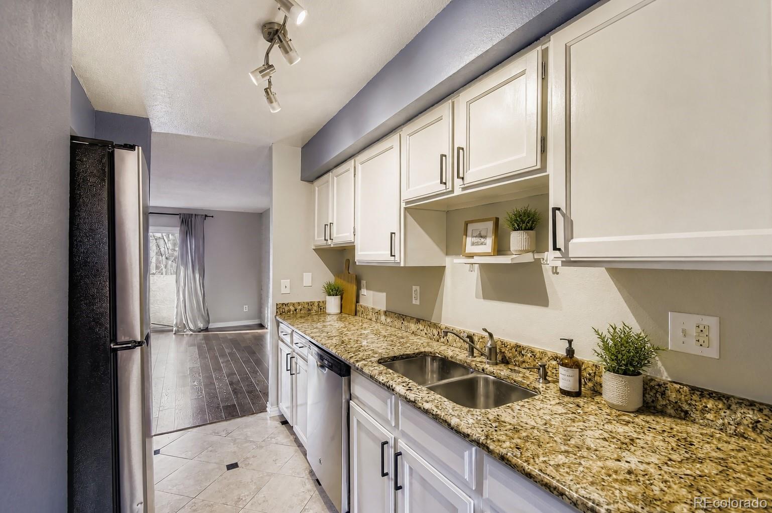 1060 S Parker Road Denver CO 80231