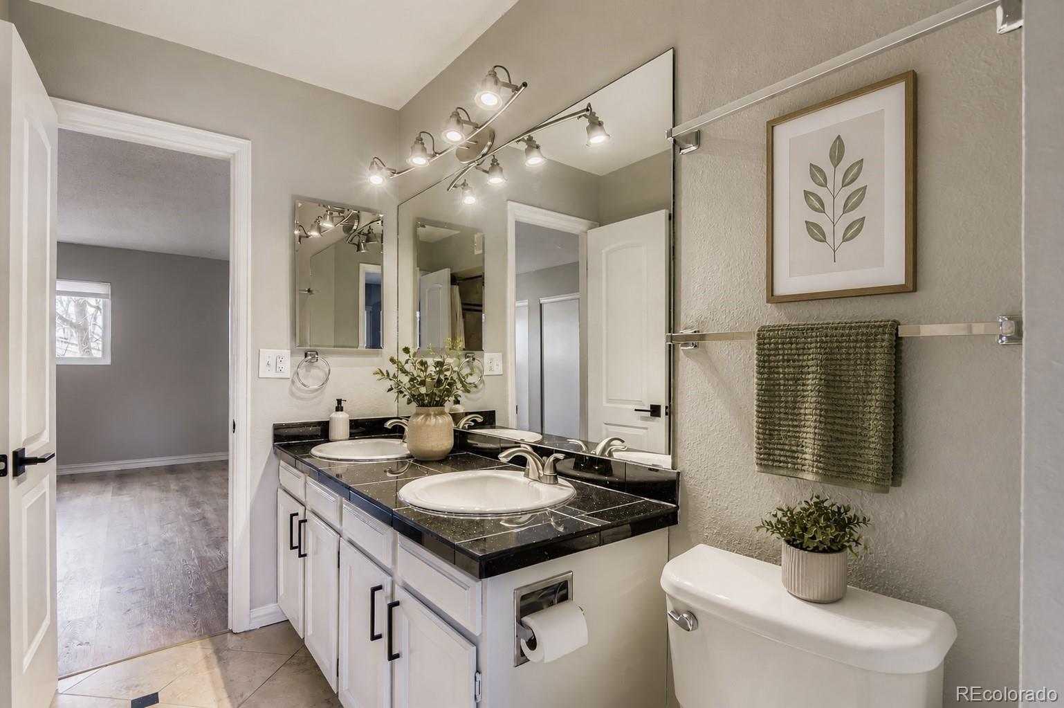 1060 S Parker Road Denver CO 80231