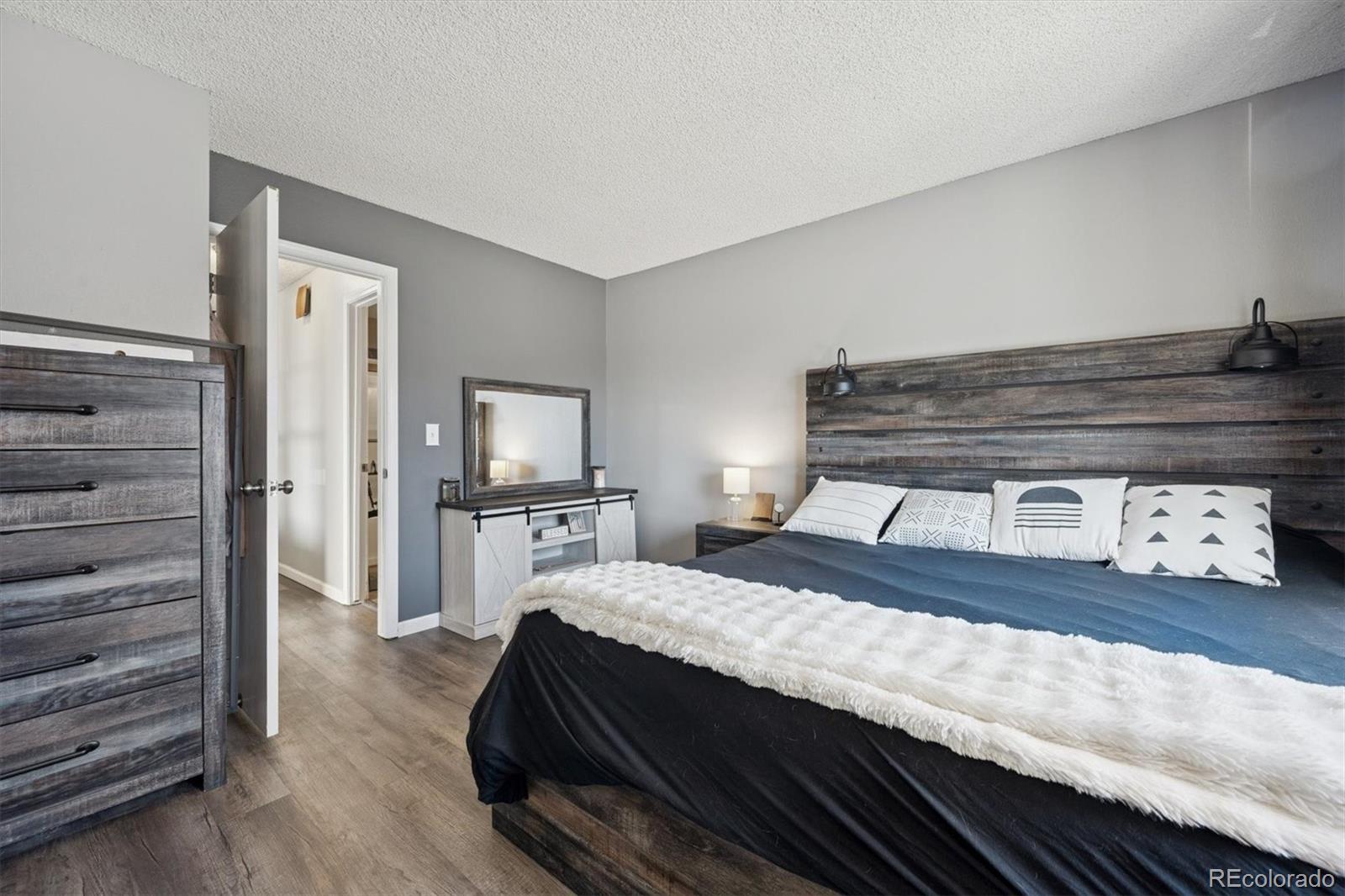 10233 W 80th Drive Arvada CO 80005