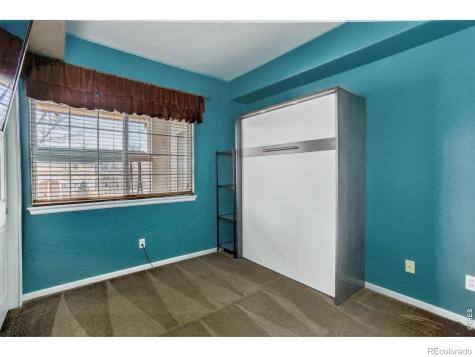 1703 Whitehall Drive Longmont CO 80504