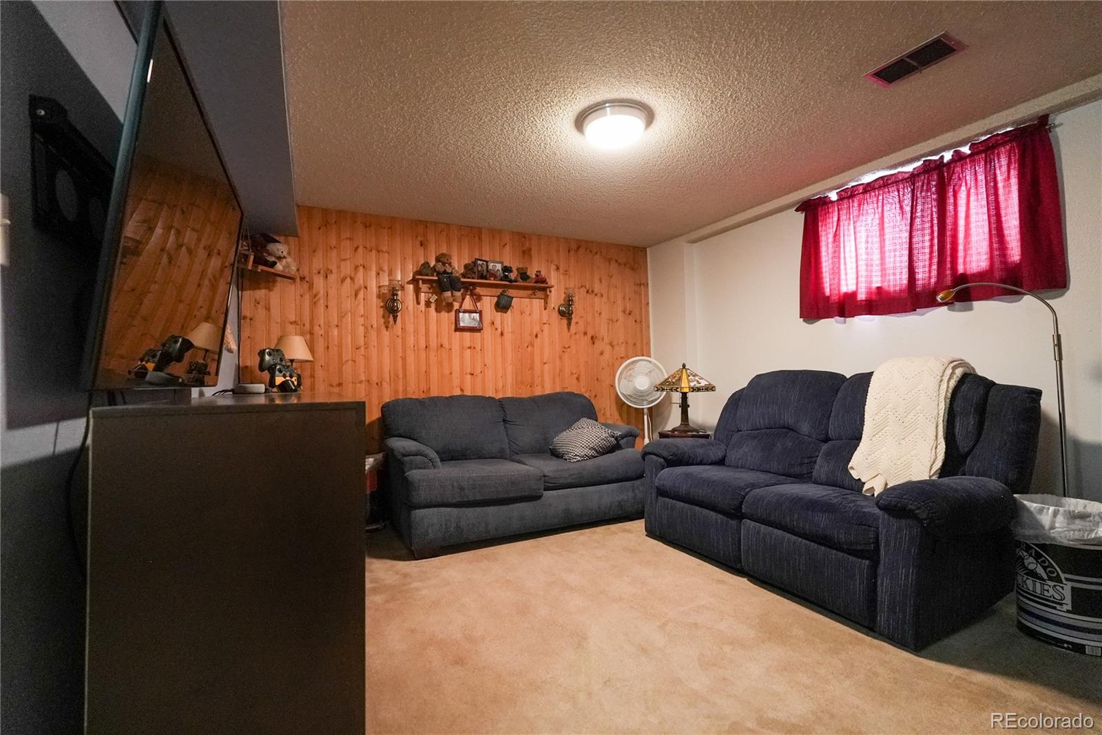 9155 E Oxford Drive Denver CO 80237