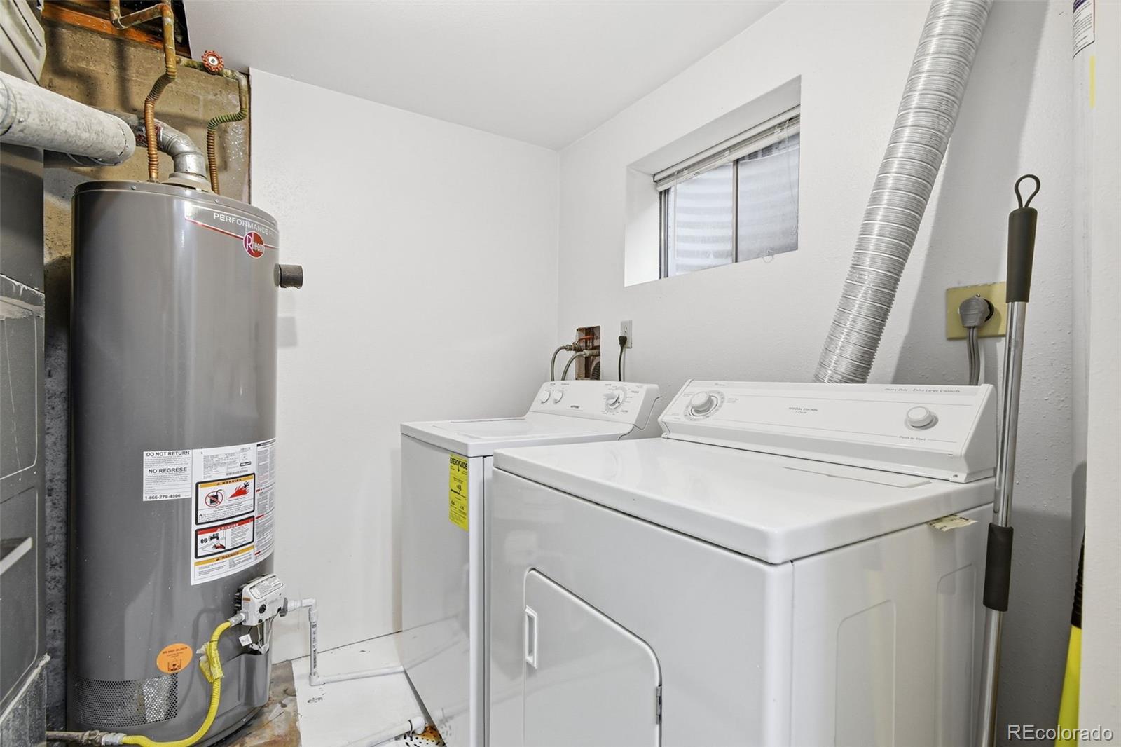8686 Carr Loop Arvada CO 80005