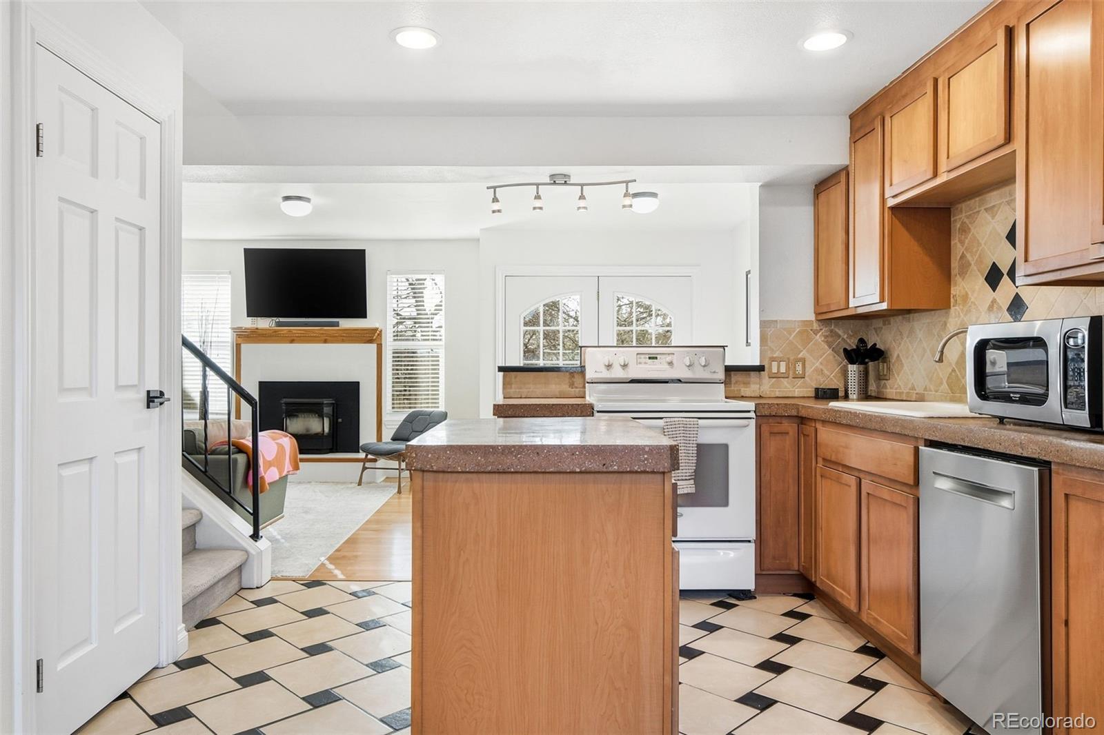 8686 Carr Loop Arvada CO 80005