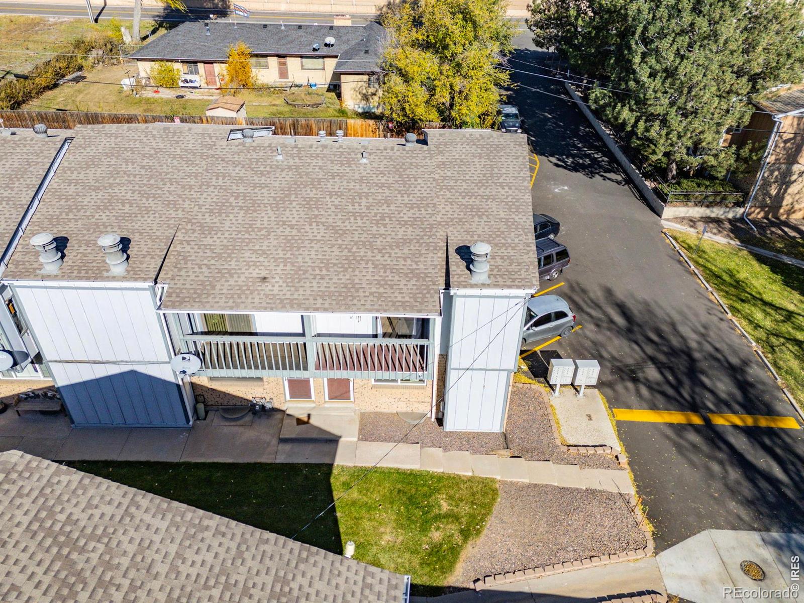548 Vance Street Lakewood CO 80226