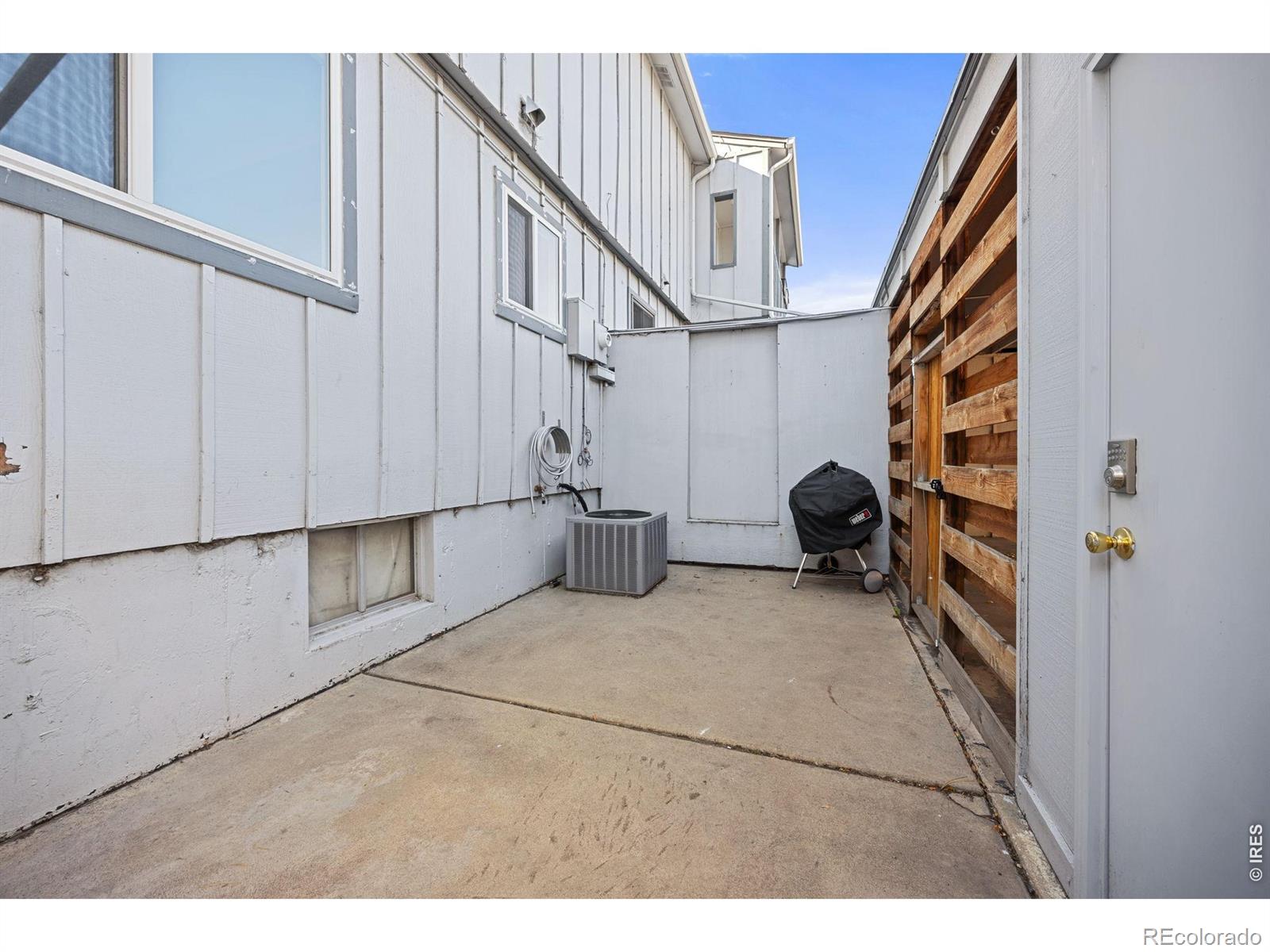 548 Vance Street Lakewood CO 80226