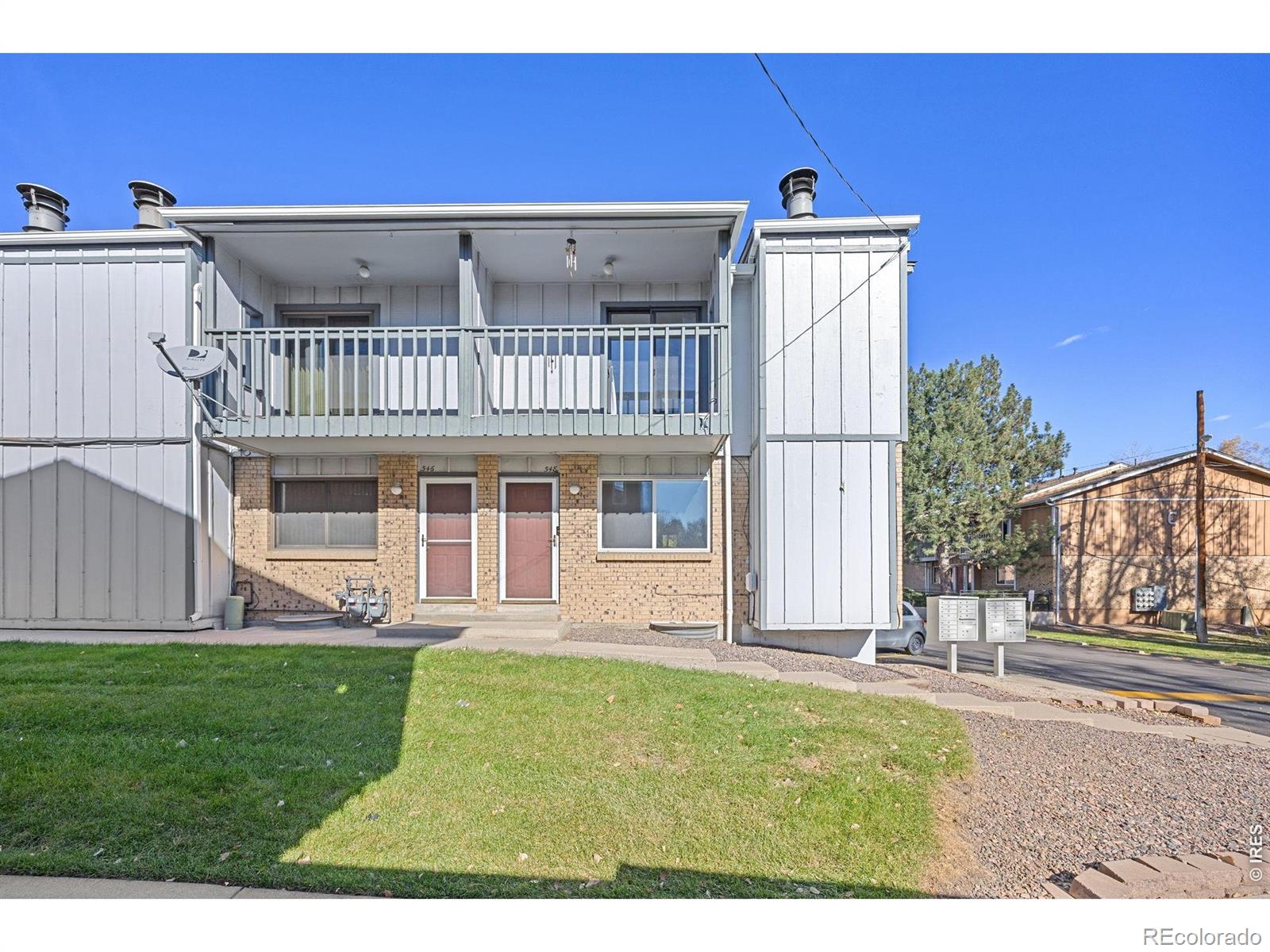 548 Vance Street Lakewood CO 80226