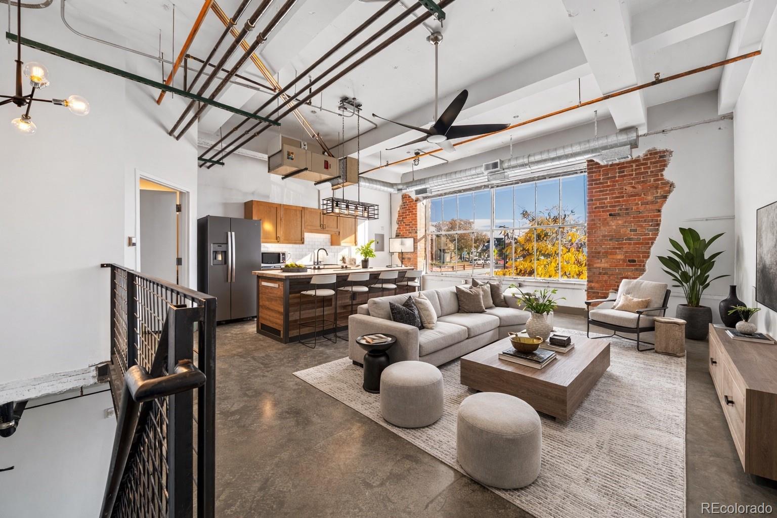 Denver CO, 1777 E 39th Avenue, Unit 205