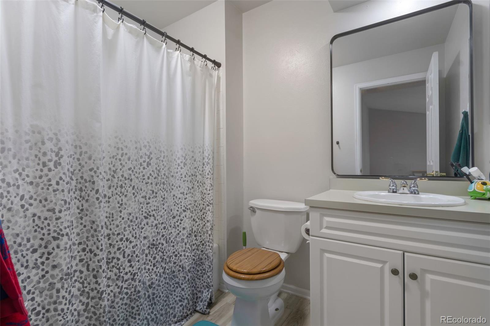 6556 S Yukon Way Littleton CO 80123
