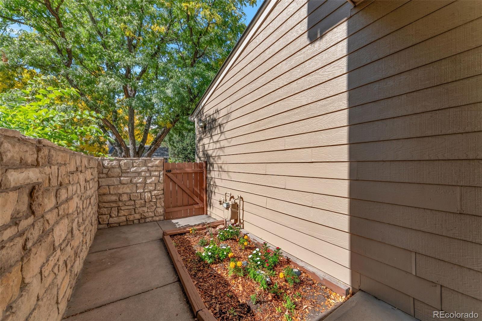 6556 S Yukon Way Littleton CO 80123