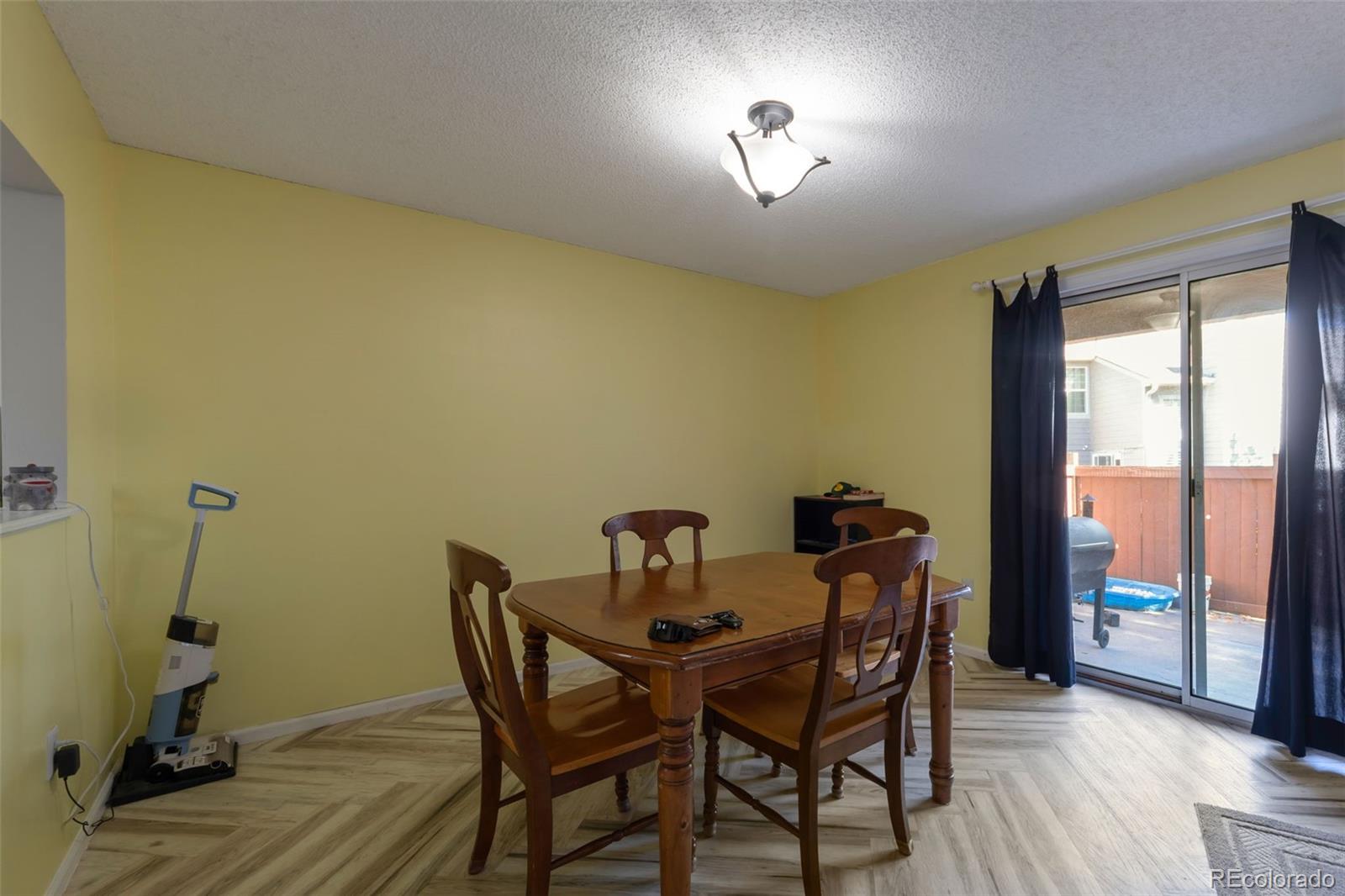 6556 S Yukon Way Littleton CO 80123