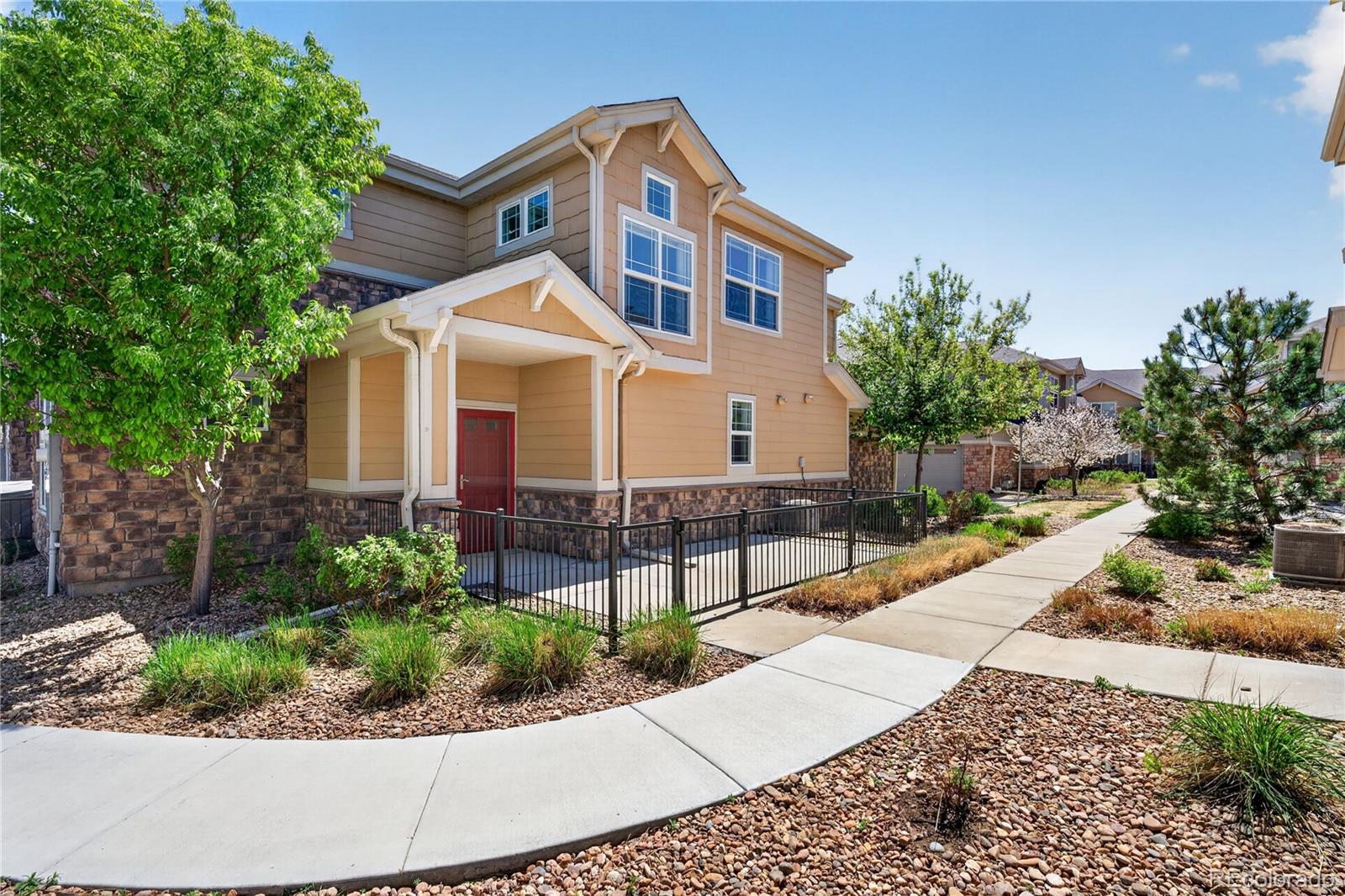 1804 S Buchanan Circle Aurora CO 80018
