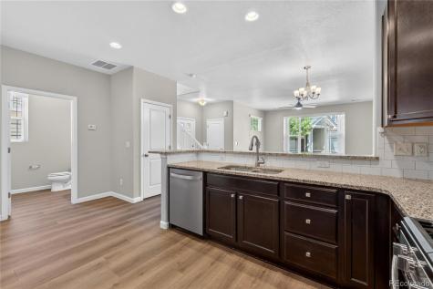 1804 S Buchanan Circle Aurora CO 80018