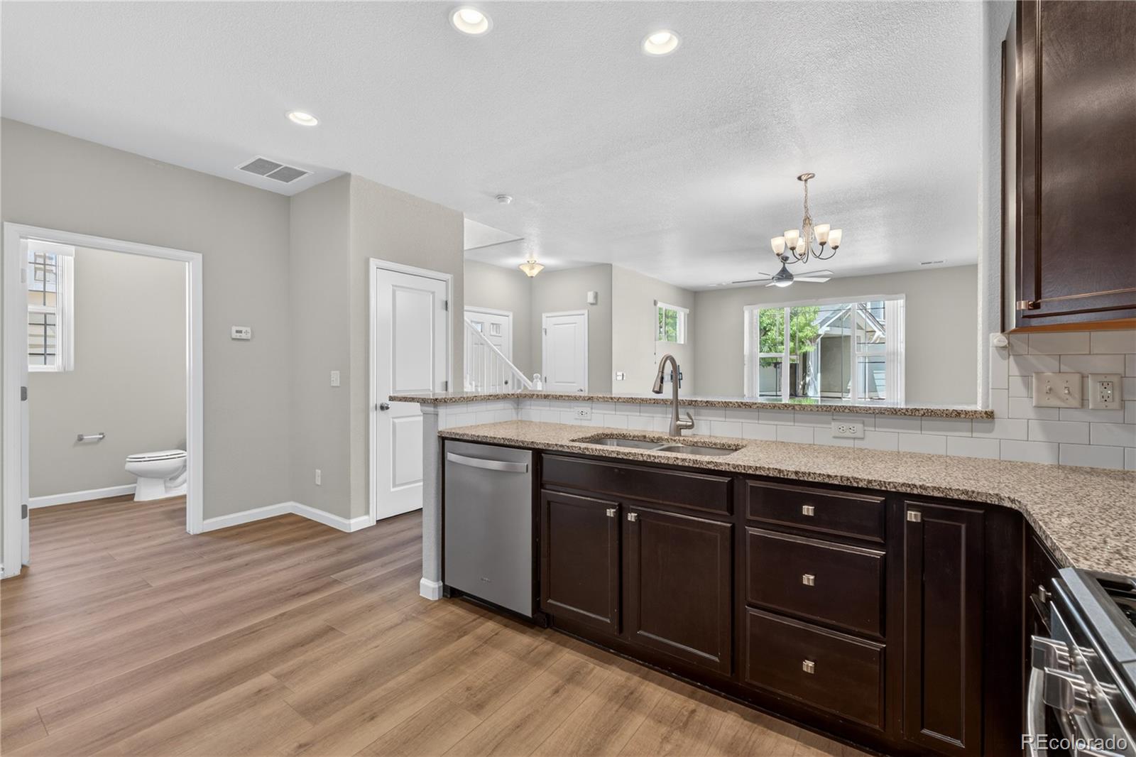 1804 S Buchanan Circle Aurora CO 80018
