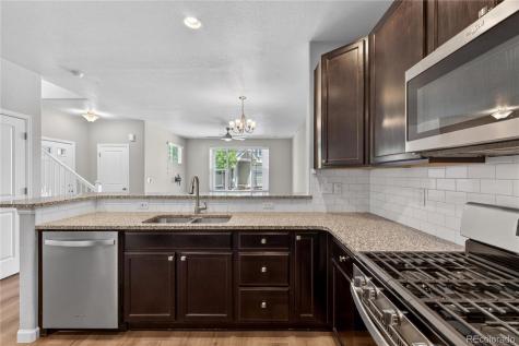 1804 S Buchanan Circle Aurora CO 80018