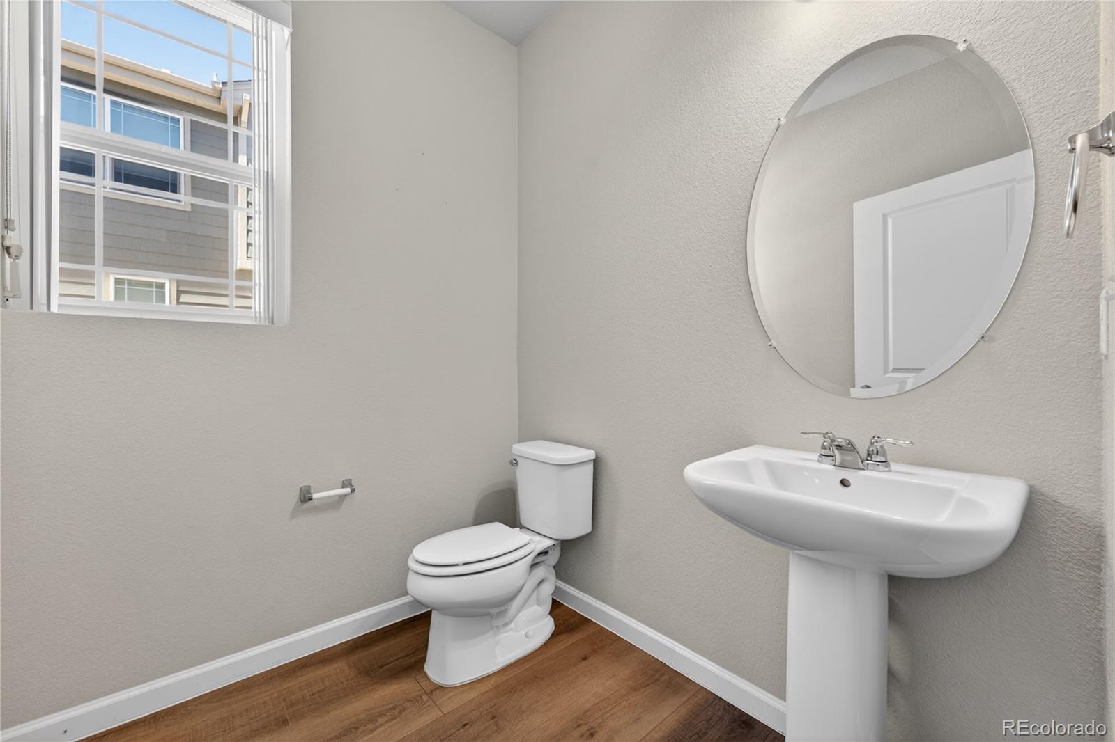 1804 S Buchanan Circle Aurora CO 80018