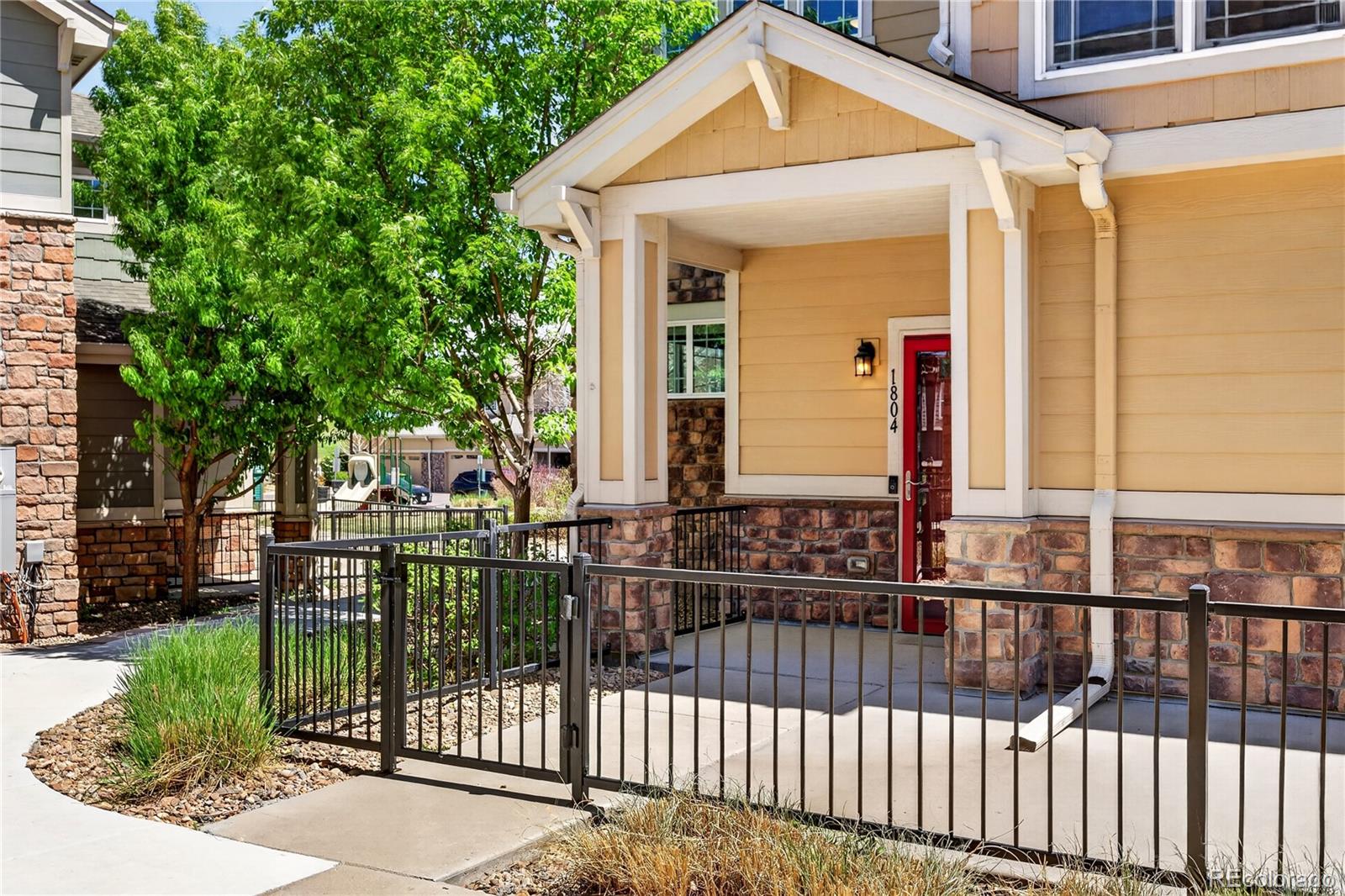 1804 S Buchanan Circle Aurora CO 80018