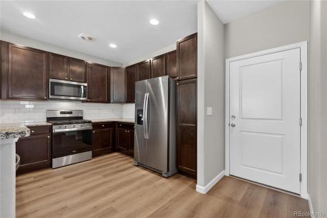 1804 S Buchanan Circle Aurora CO 80018