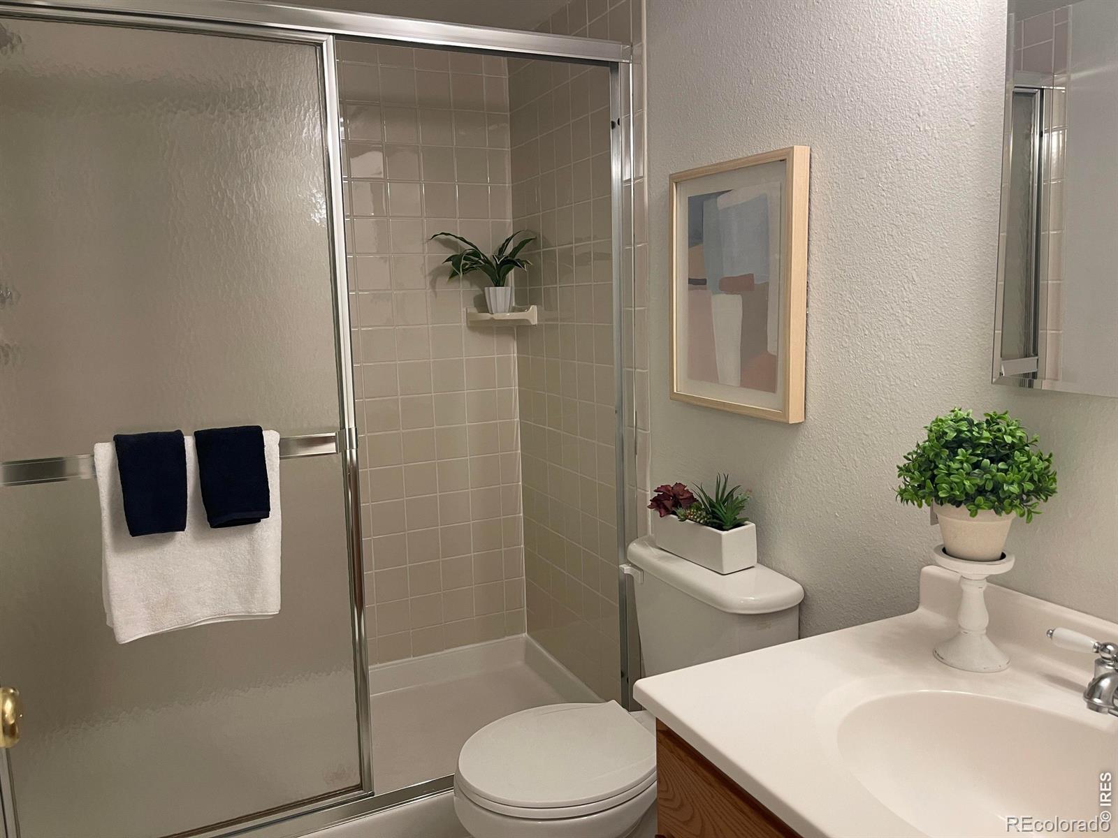 3632 Oakwood Drive Longmont CO 80503