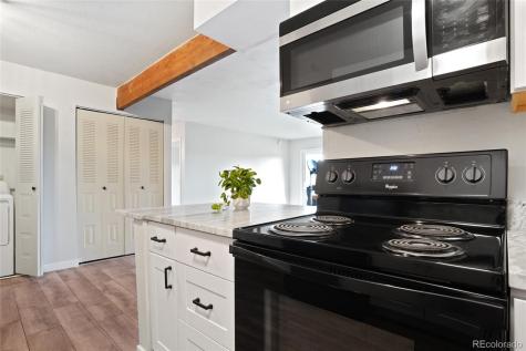 341 Wright Street Lakewood CO 80228