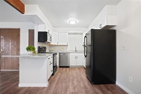 341 Wright Street Lakewood CO 80228