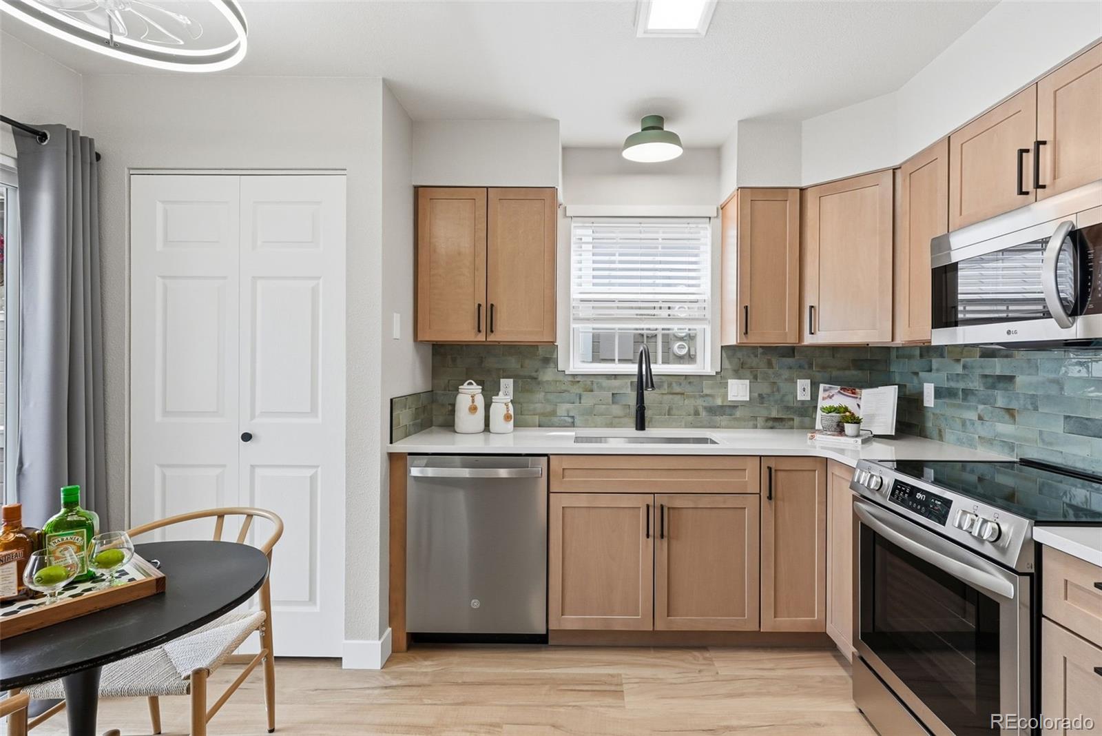 5712 W Asbury Place Lakewood CO 80227