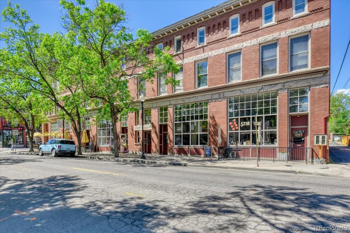 3204 Zuni Street Denver CO 80211