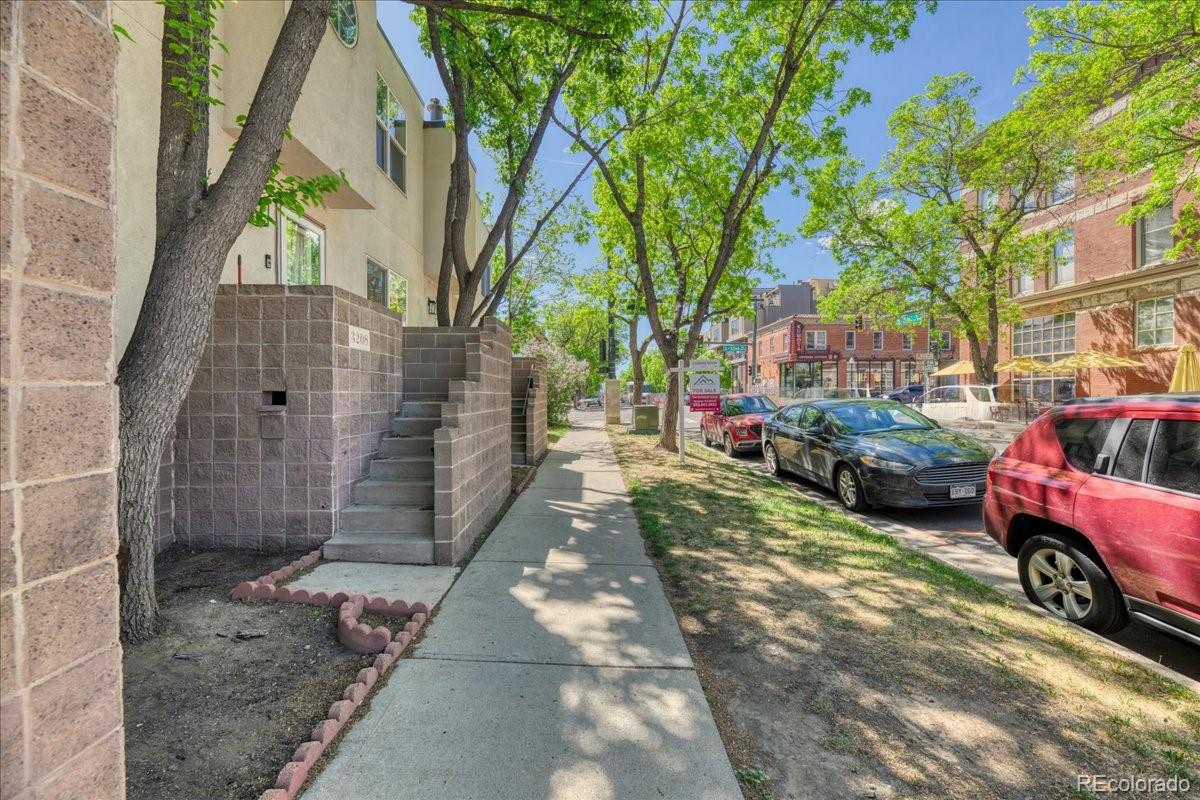 3204 Zuni Street Denver CO 80211