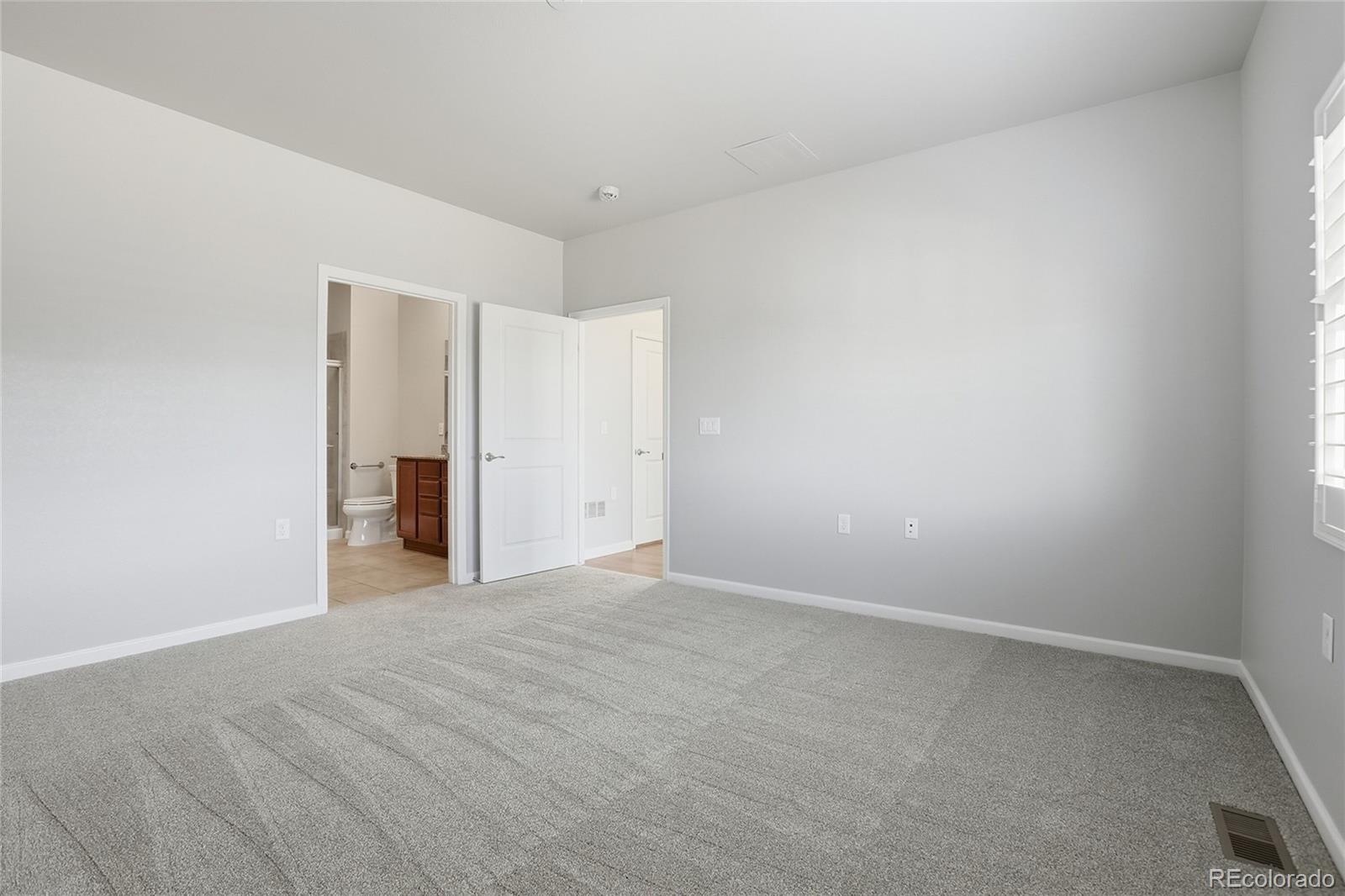 1949 S Flanders Way Aurora CO 80013