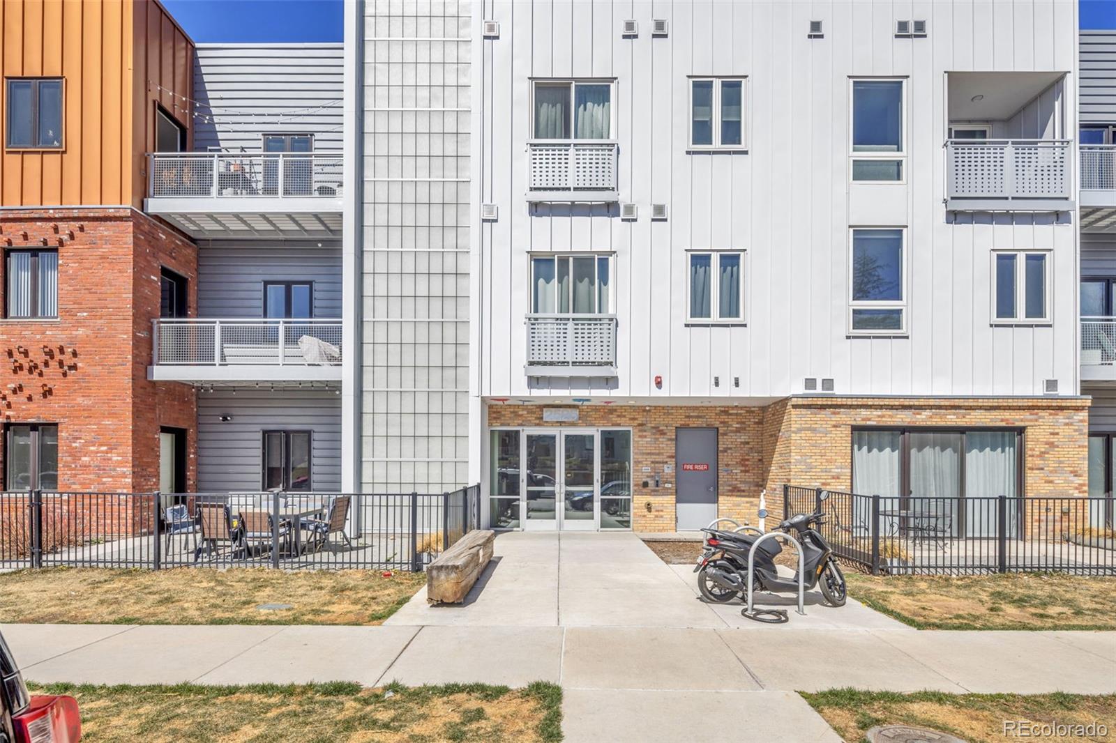 2525 Arapahoe Street Denver CO 80205