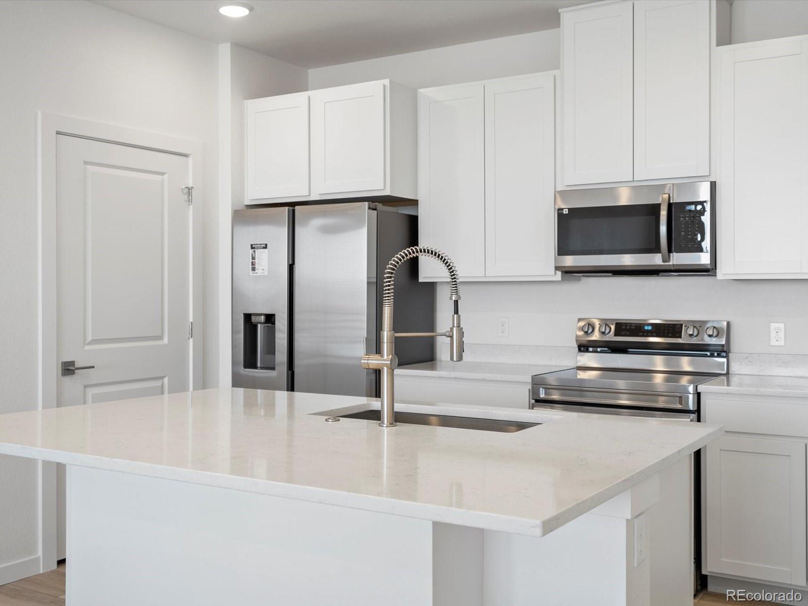 6153 N Ceylon Street Denver CO 80249