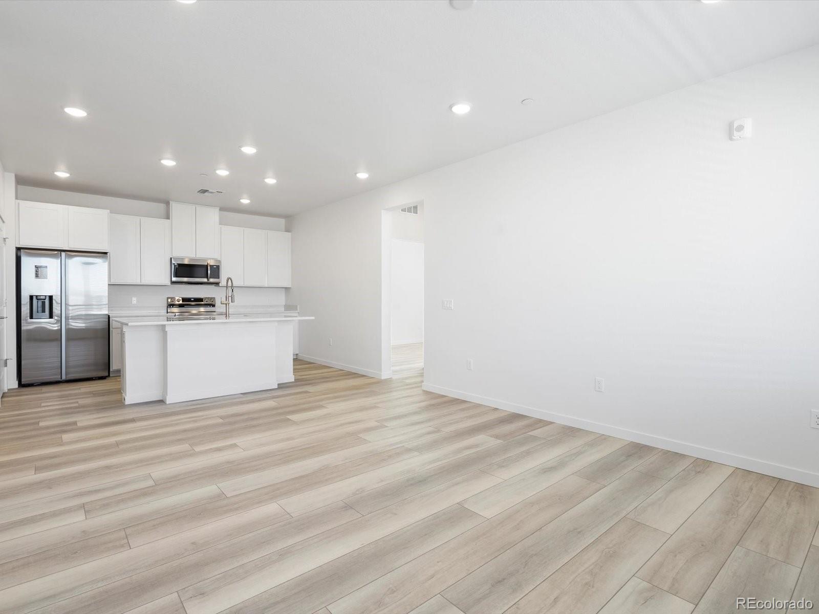 6153 N Ceylon Street Denver CO 80249