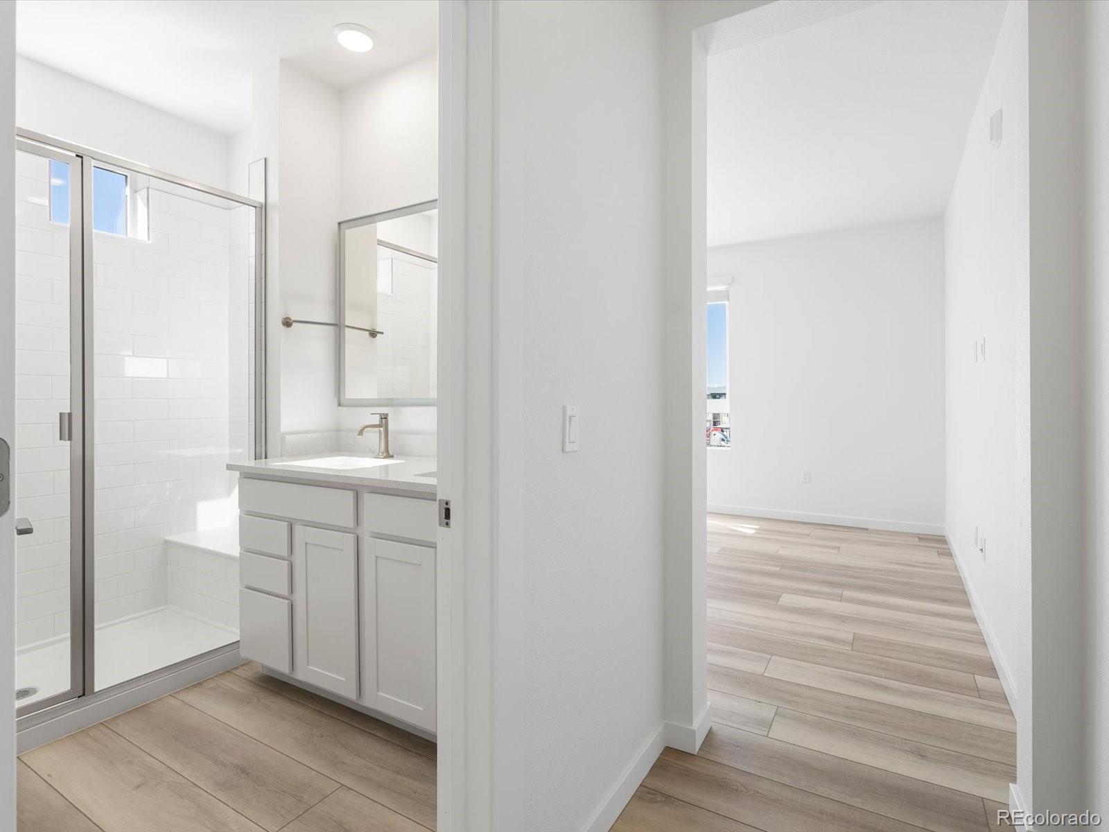 6153 N Ceylon Street Denver CO 80249