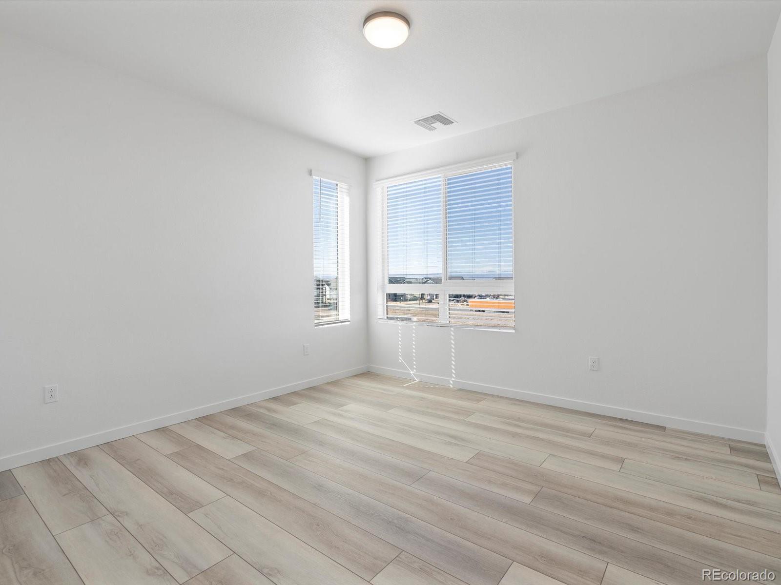 6153 N Ceylon Street Denver CO 80249