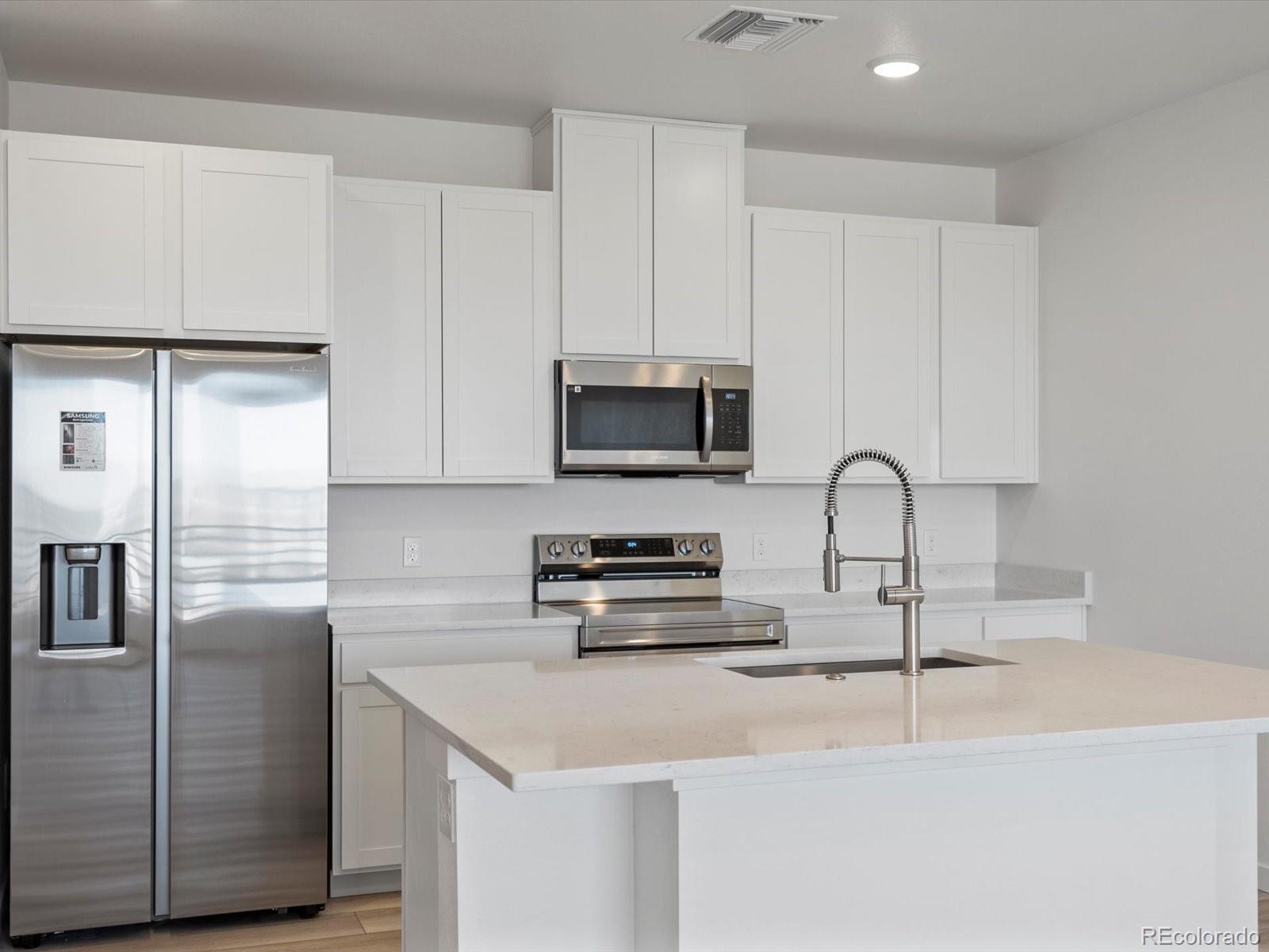 6153 N Ceylon Street Denver CO 80249