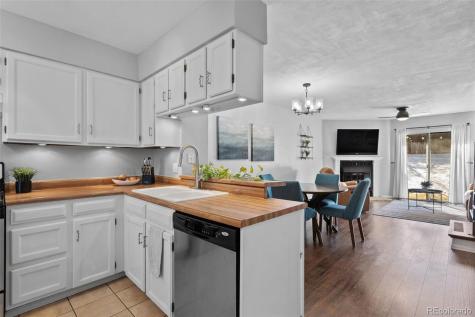 9630 W Cornell Place Lakewood CO 80227