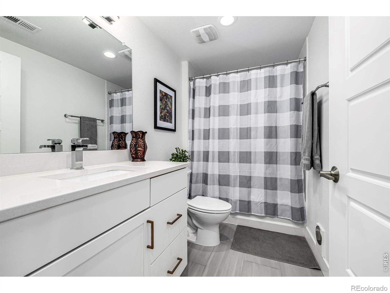 6820 E Lowry Boulevard Denver CO 80230