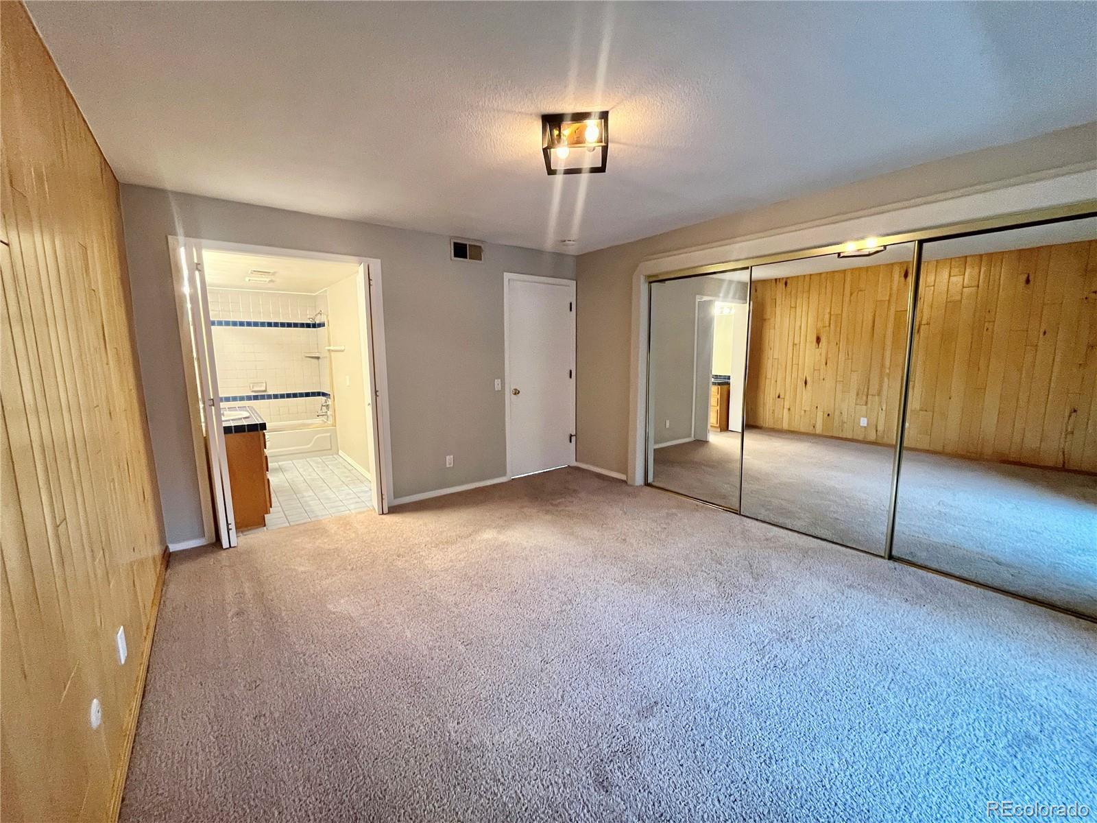 9797 E Peakview Avenue Englewood CO 80111
