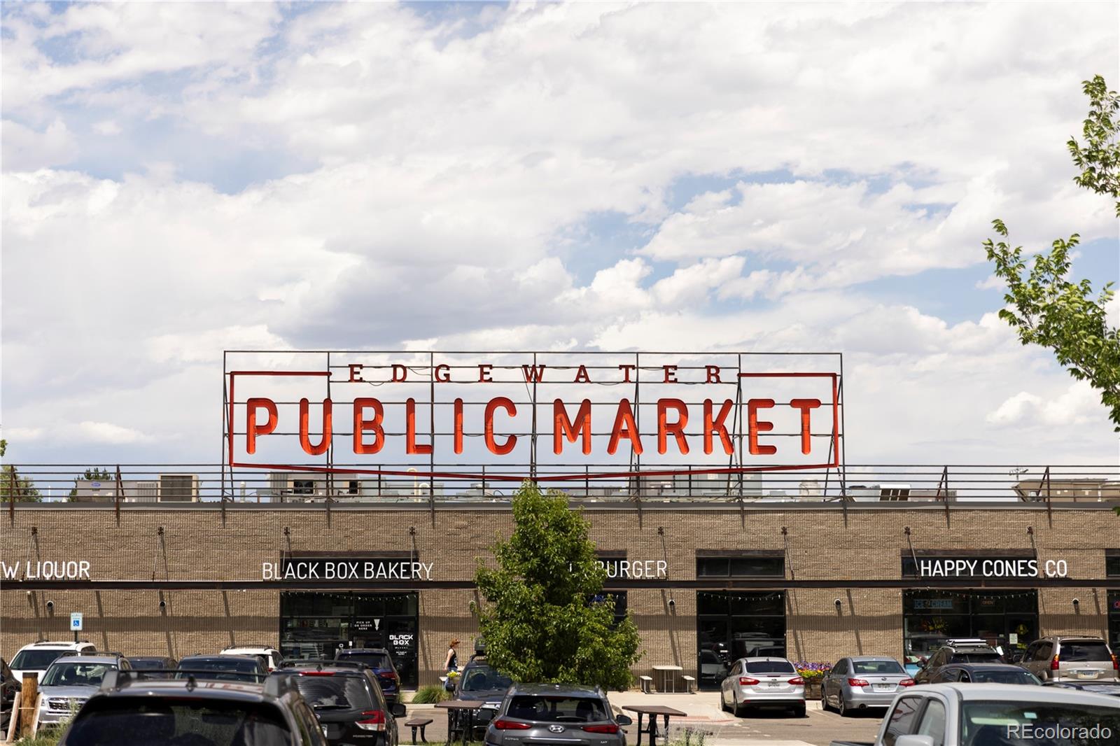 1724 Irving Street Denver CO 80204